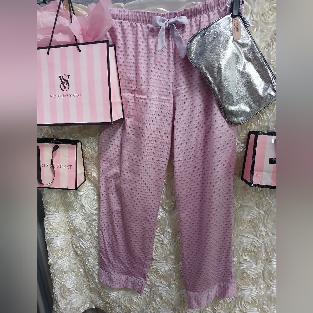 Victoria's Secret Pink Patterned Pajama Pants Sz L, Top And Overnight Pouch Bnwt